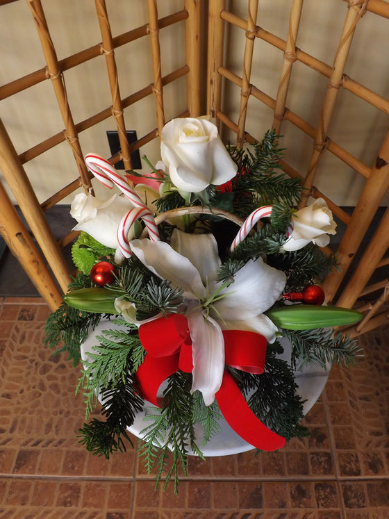 Candy Cane Basket