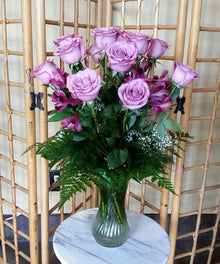  Roses with Peruvian Lilies